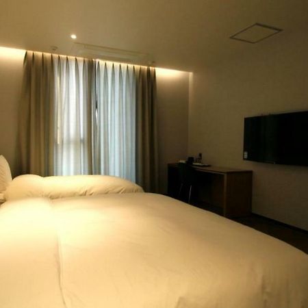 Perfect Hotel Gimhae Екстериор снимка