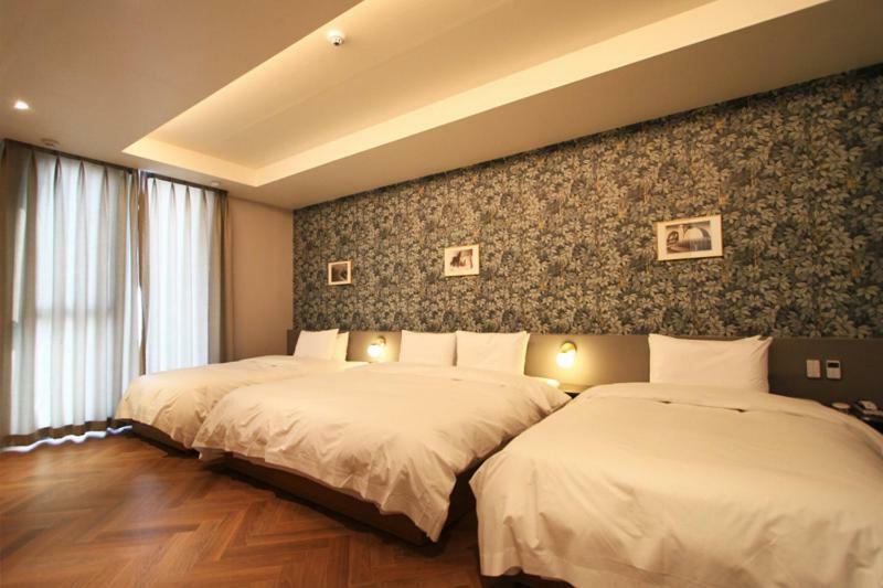 Perfect Hotel Gimhae Екстериор снимка