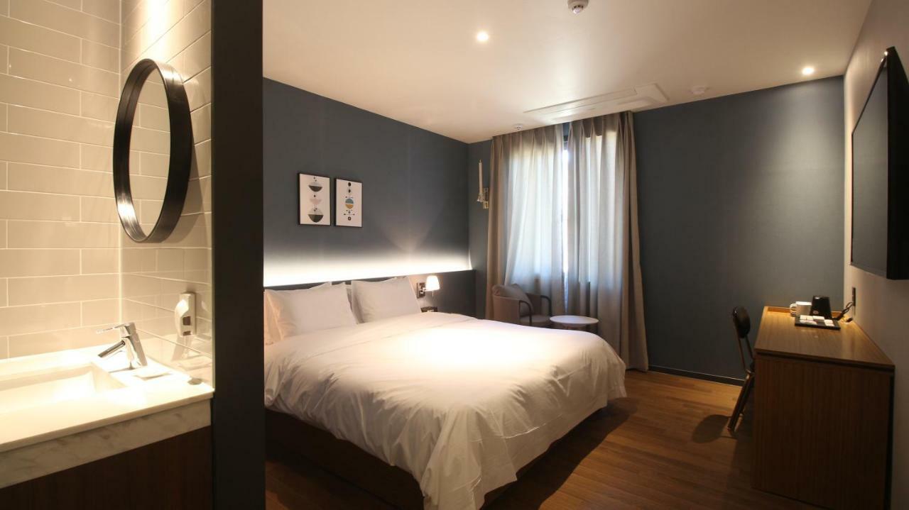 Perfect Hotel Gimhae Екстериор снимка
